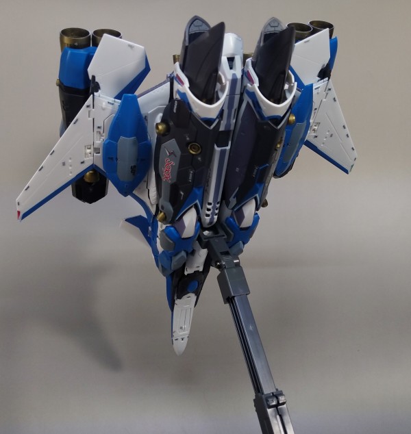 バンダイ 1/72：VF-31J スーパージークフリード（ハヤテ
