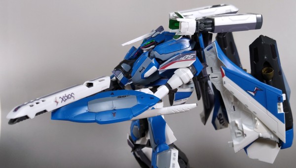 バンダイ 1/72：VF-31J スーパージークフリード（ハヤテ・インメルマン