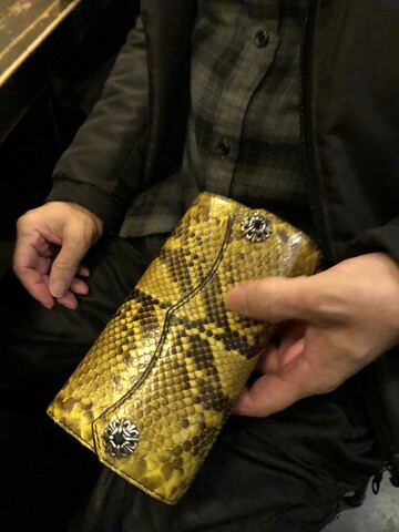 Dabis K Scramble Crossing