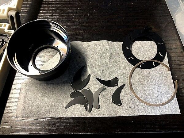 Ai AF Nikkor 85mm f/1.8D 絞り羽分解修理 : まるそんPHOTO日記