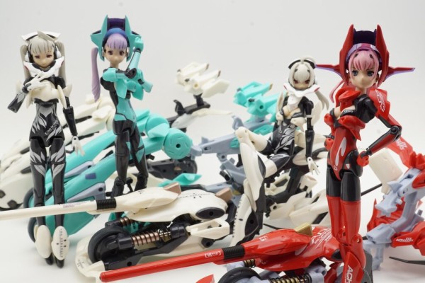 武装神姫 ハイスピードトライク型MMS アーク with ストラダーレ