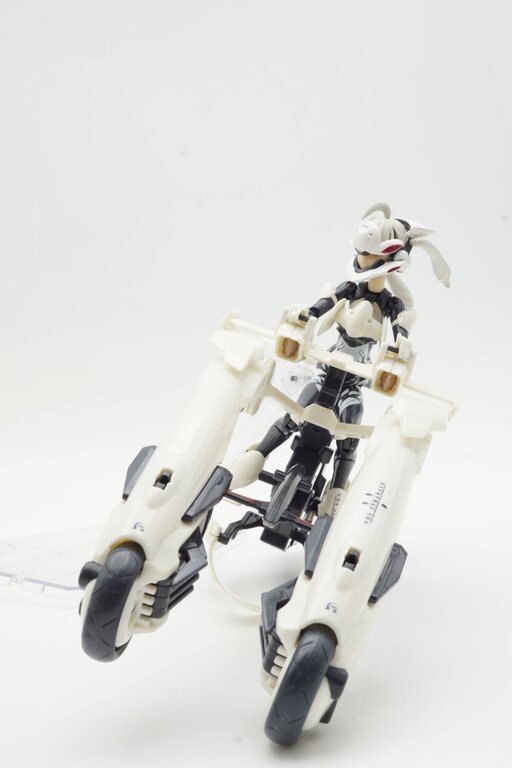 武装神姫 ハイマニューバトライク型MMS イーダ with ストラダーレ