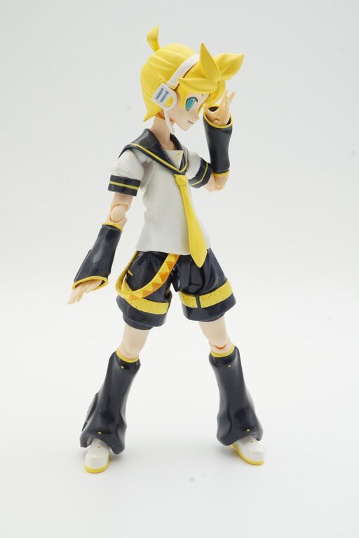 figma 014初音ミク、EX-003初音ミク ライブステージver.、019鏡音リン