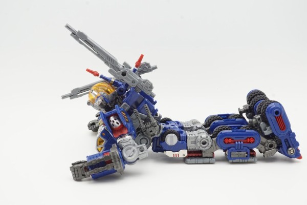 ダイアクロン DA-102 バトルバッファローMk.Ⅳ＜D-キャリバー