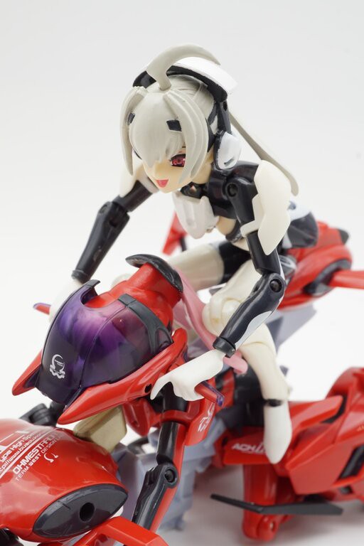 武装神姫 ハイスピードトライク型MMS アーク with ストラダーレ