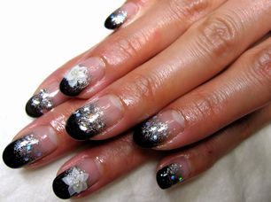 黒 シルバーのきれいめネイル 3 27 Sora Nailのブログ