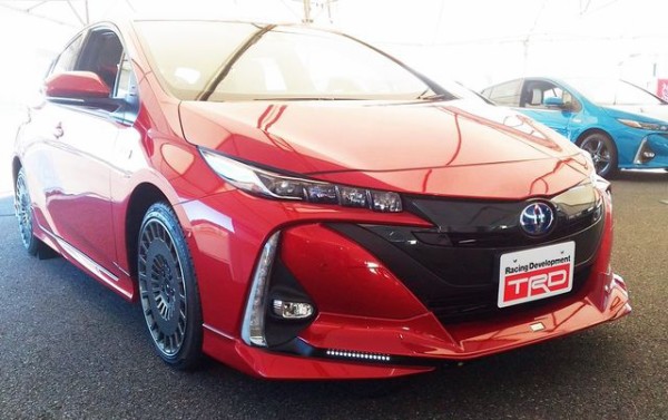 プリウスって普通に乗心地よくないか 静かだし高級車レベルだよな マイカー速報