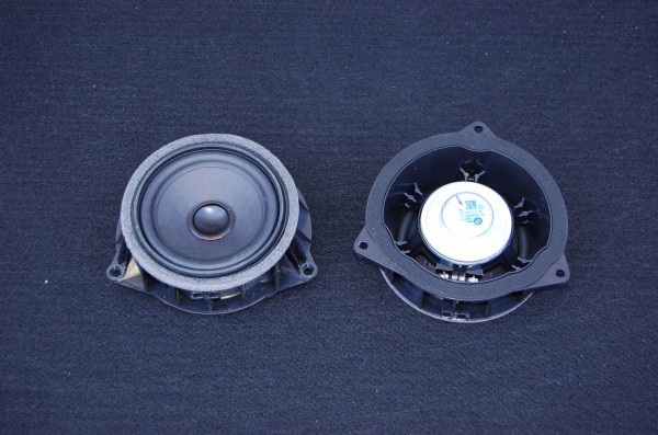 BMW X5 F15 ETON UG B100W2 トレードインスピーカー BMW X5 F15 ETON UG B100W2 トレードインスピーカー