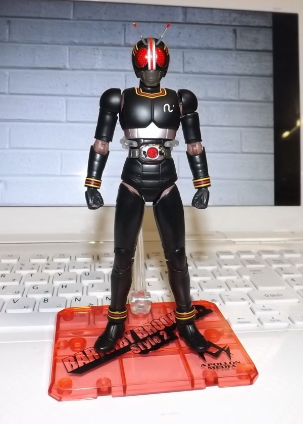 ポージング講座 立ちポーズ だから僕はお金が貯まらない