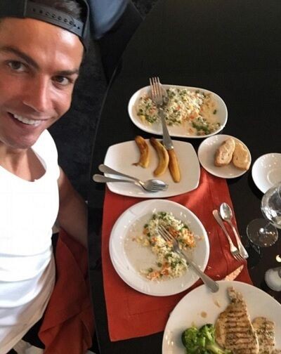 悲報 クリロナさん ストイックすぎて同僚の食事にも口出ししていた スポーツまにあちゃんねる