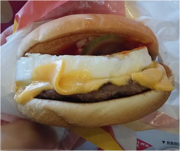 マックのエグチセット ナゲット コーヒーフロート Haruharuの普段着ごはん