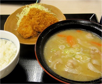 かつやの豚汁定食 Haruharuの普段着ごはん