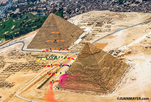 ギザのピラミッド上空からスカイダイビング！ : SPTツアーズのブログ