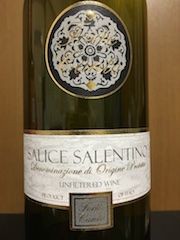 サリーチェ サレンティーノ フォルテ インカント ロッカ デイ モリ ワイン嫌いだけど飲んでみる