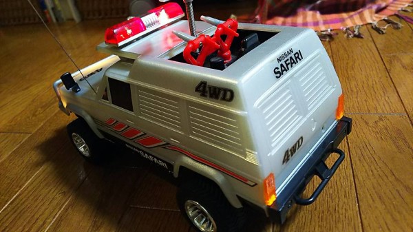 未使用品 当時モノ ヨネザワ ラジコン 西部警察 1/16 サファリ 4WD Amazon.co.jp: 西部警察 ニッサンサファリ 4WD ラジコン