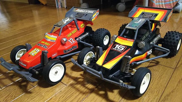 1985年【NIKKO 1/14フレームバギーブラックフォックス(黒