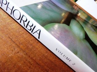 BOOK】EUPHOBIA JOURNAL : スタンダードブックストア
