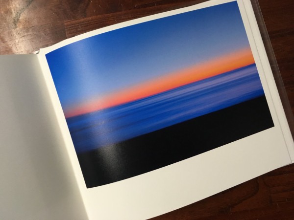 写真集】CALLING THE SEA｜芝田満之 : スタンダードブックストア