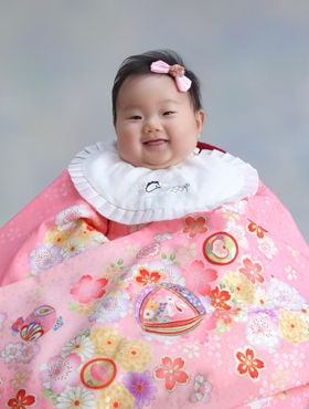 陽愛 ひより ちゃん の百日写真 北海道中標津のスタジオ アラモードのブログ