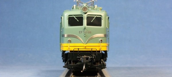☆天賞堂 16番HO 真鍮製HGモデル EF58形68号機 大窓 青大将色
