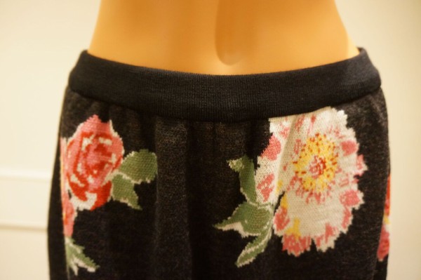 KEITAMARUYAMA（ケイタマルヤマ）Flower jacquard ニットパンツ : mode shop sugino official  blog