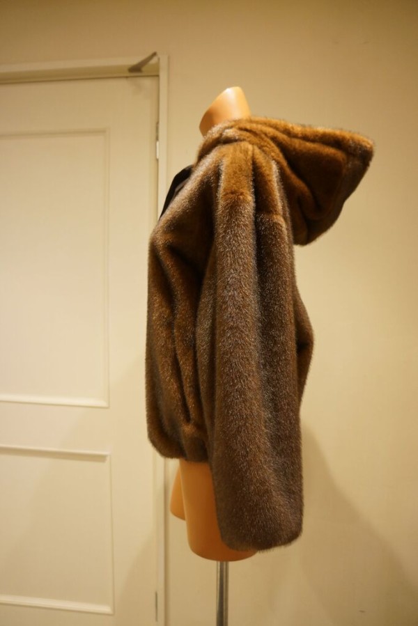 (専用出品)HERNO ボンバー メランジオルタナティブミンクファー ジャケット 専用出品)HERNO ボンバー メランジオルタナティブミンクファー