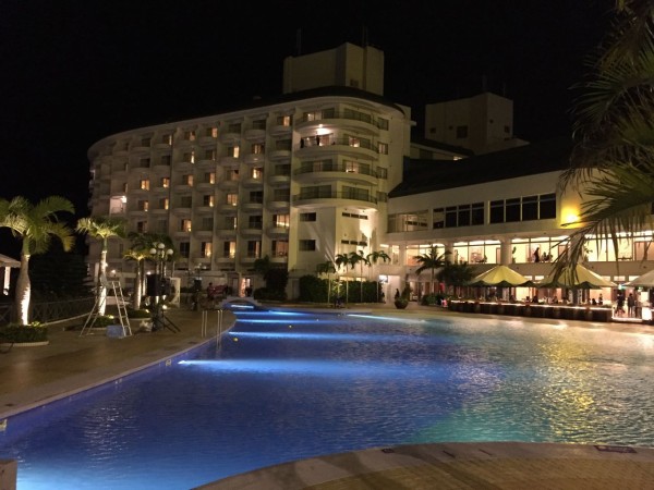 沖縄かりゆしビーチリゾート オーシャンスパ 大満足ホテル夕食編 かなちゅうごはん