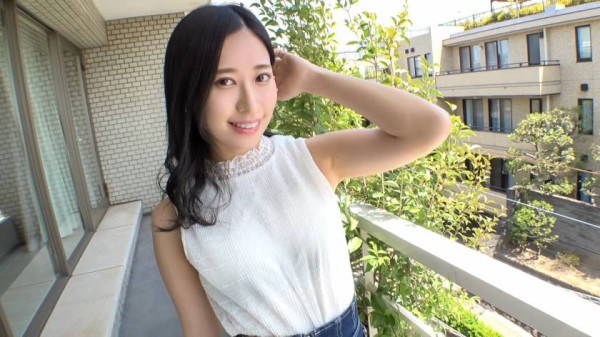 ネットでav応募 Av体験撮影 1560 初撮り ハーフ顔の美形お姉さん 浮き出るエロ腹筋 綺麗なスレンダー肢体を魅せつける美形お姉さんが参戦 おなマル