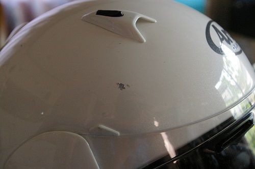 禁断の？ヘルメット補修 : 三毛ジャガーの物欲日記