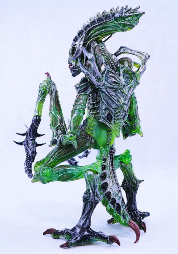 NECA マンティスエイリアン　中古 NECA Aliens Series 7