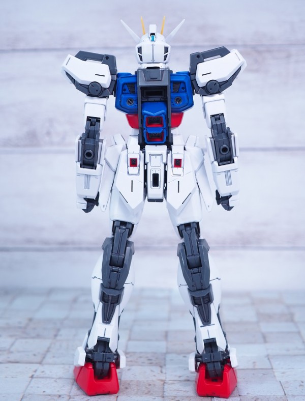 MG ライトニングストライクガンダム Ver.RM レビュー : おもちゃ