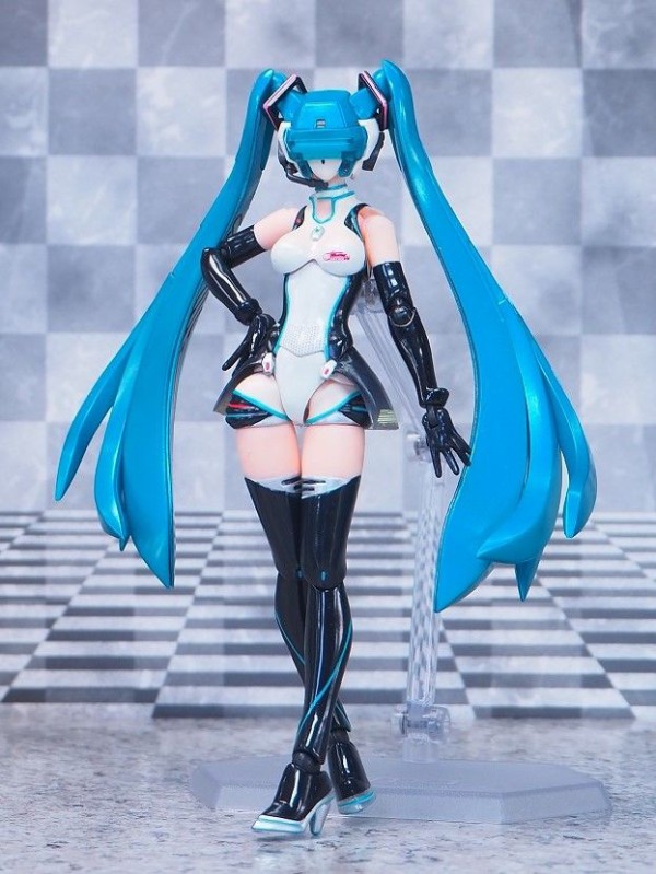 初音ミク　コンポジットVer.Ka　＋　初音ミクfigma 14　新品未開封品 Amazon.co.jp: figma 初音ミク : ホビー