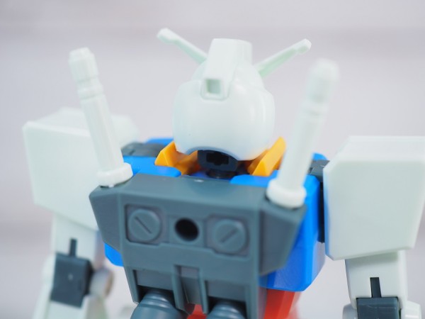 EG RX-78-2 ガンダム (フルウェポンセット) レビュー : おもちゃの巣