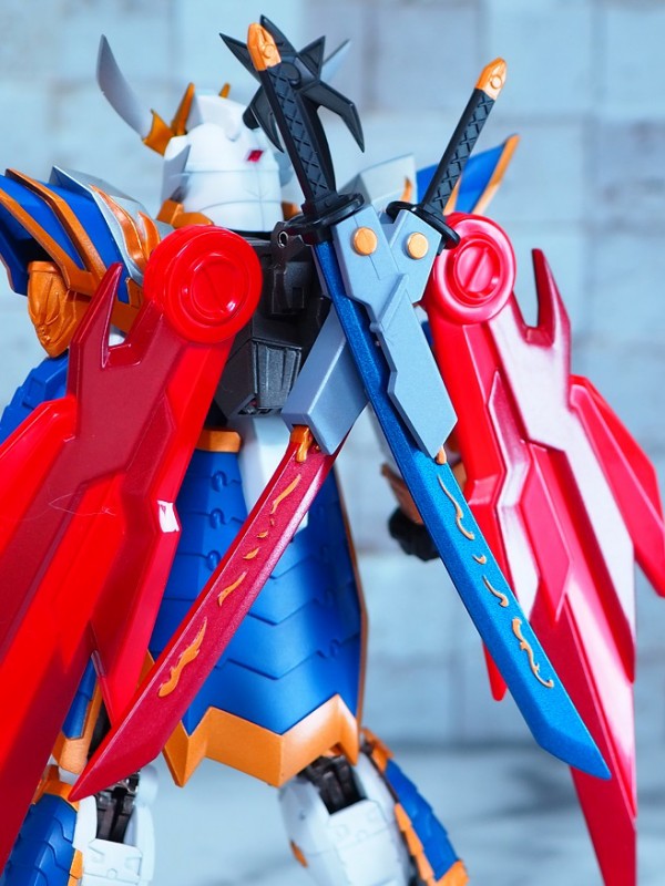 バンダイ L ROBOT魂 劉備ガンダム（リアルタイプVer.) Amazon.co.jp: METAL ROBOT魂＜SIDE MS＞劉備ガンダム（リアル