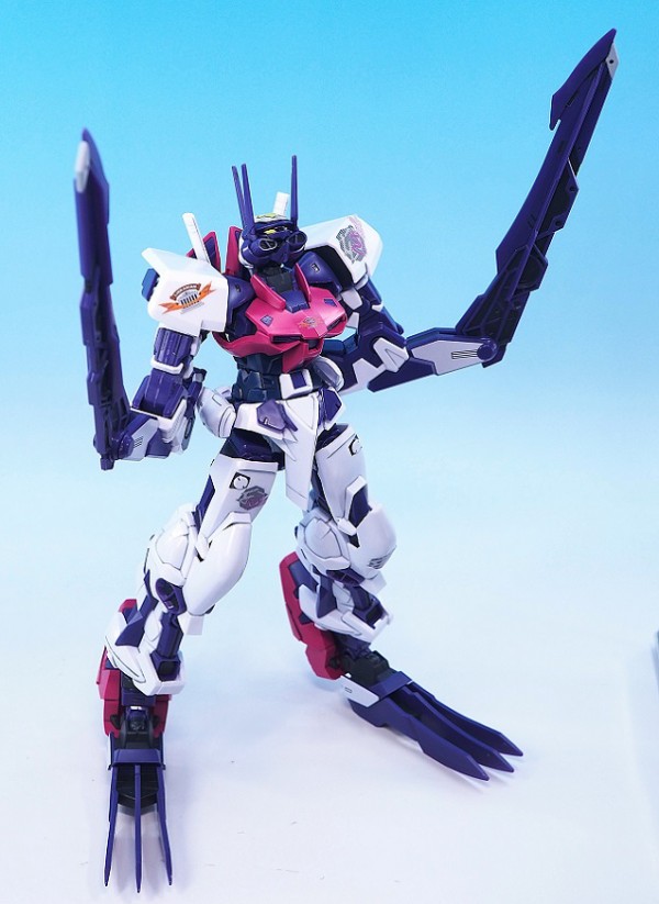 1/100 ガンダムアストレイ ミラージュフレーム レビュー : おもちゃの