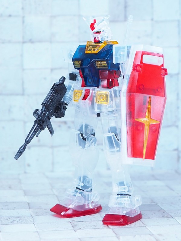 HGUC ガンダム クリアカラーバージョン レビュー : おもちゃの巣（玩具