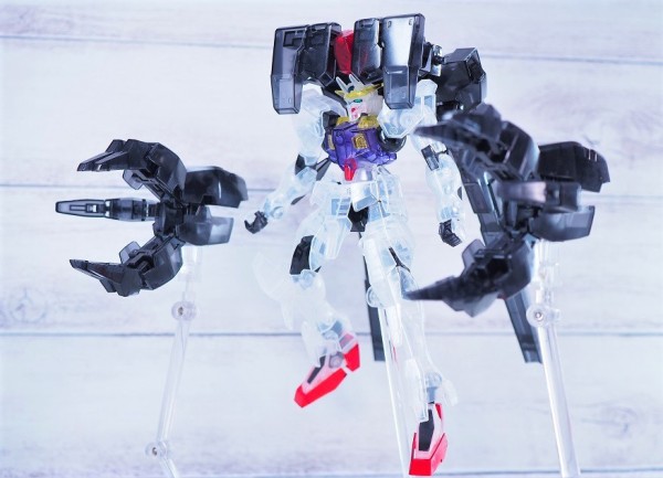 HG 1/144 ラファエルガンダム クリアカラーバージョン