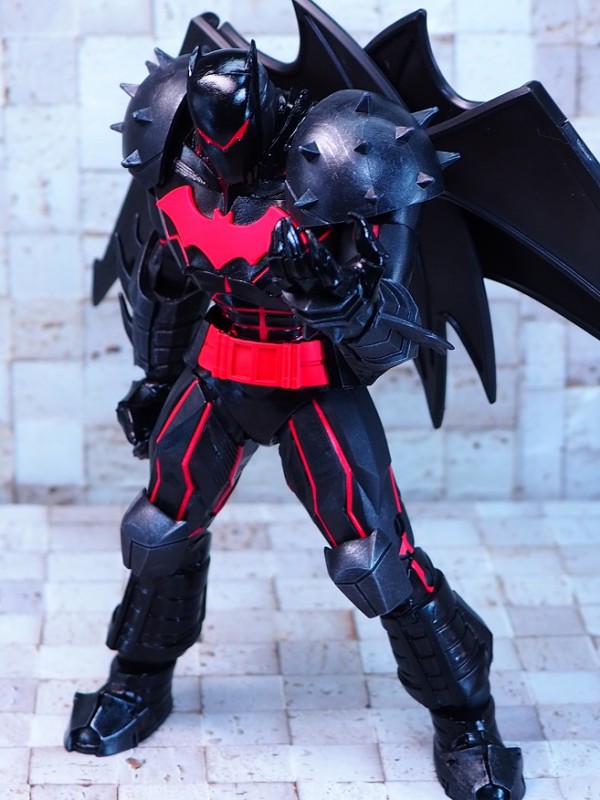 セール最安価格 DC アーマード #01 バットマン [ヘルバット スーツ