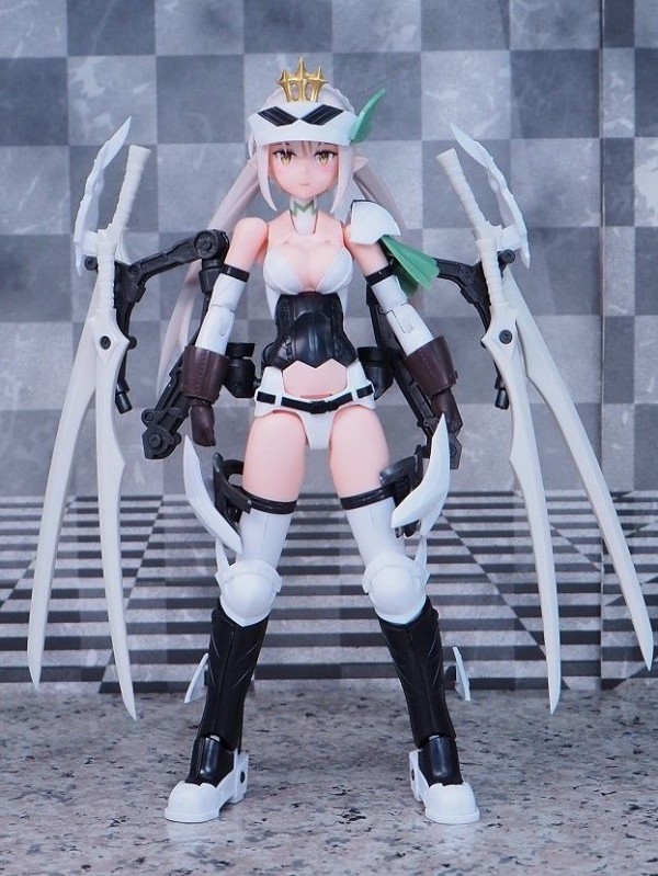 メガミデバイス 武装神姫 猟兵型エーデルワイス レビュー