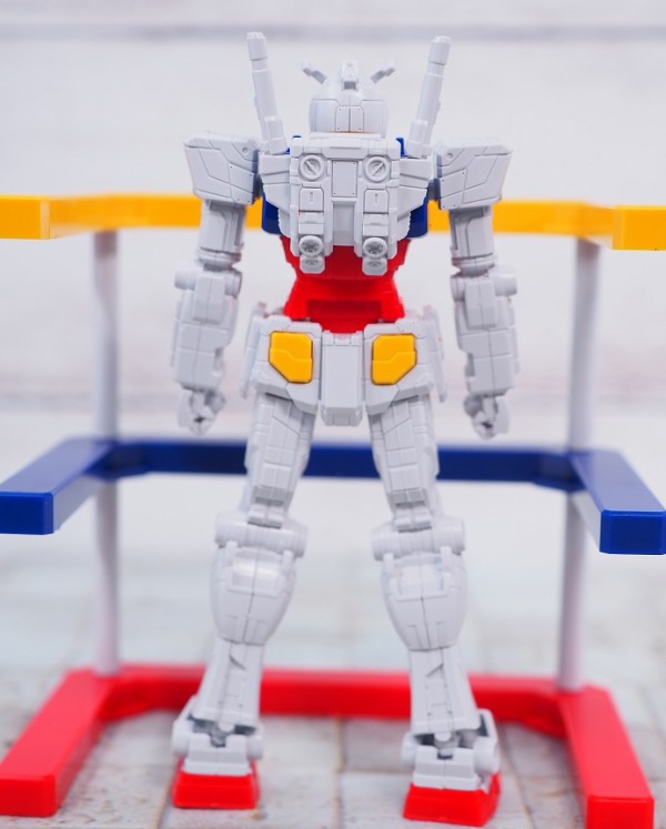 1/200 RX-78F00ガンダム レビュー : おもちゃの巣（玩具レビュー）