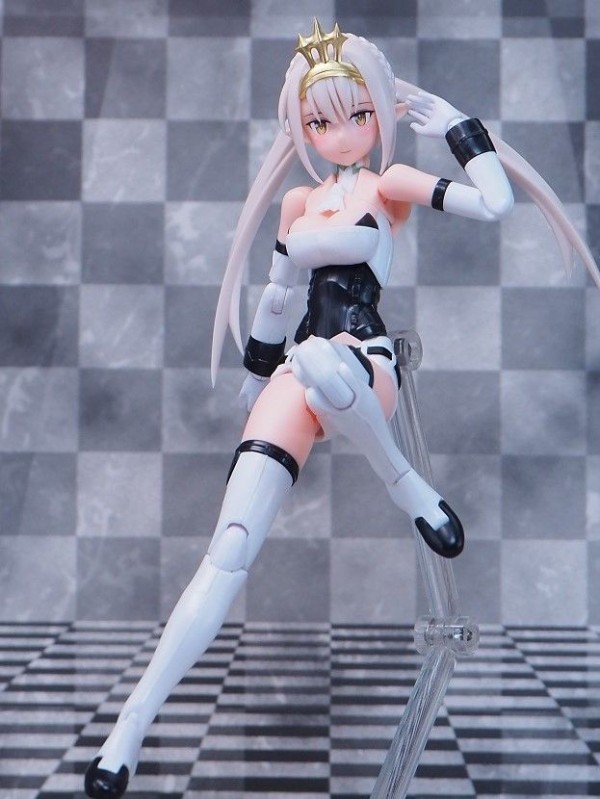メガミデバイス 武装神姫 猟兵型エーデルワイス レビュー