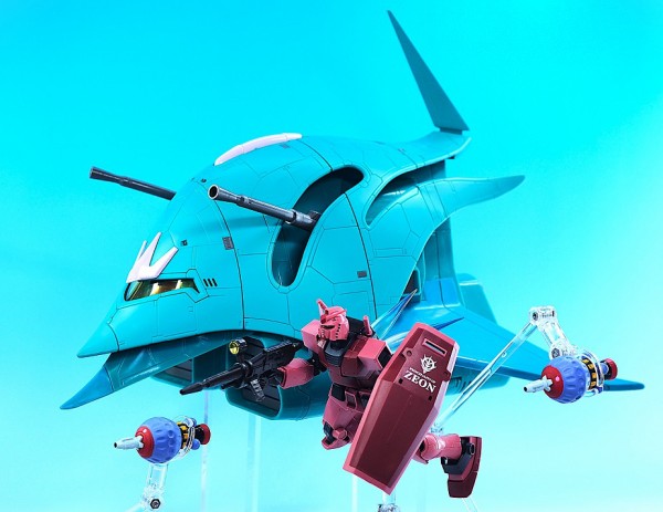 Amazon.co.jp: MS IN ACTION ララァ スン専用モビルアーマー