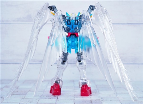 BANDAI - ウイングゼロカスタム&amp;シャアザクEXPO限定HGクリアバージョン BANDAI - ウイングゼロカスタム&シャアザクEXPO限定HGクリア