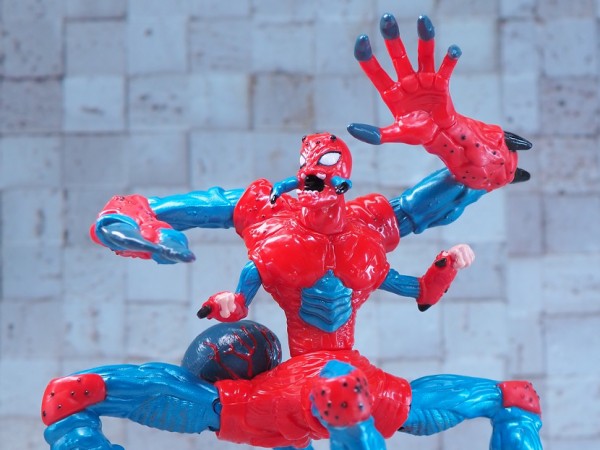 トイビズ スパイダーマン ウェブトラップ モンスタースパイダー