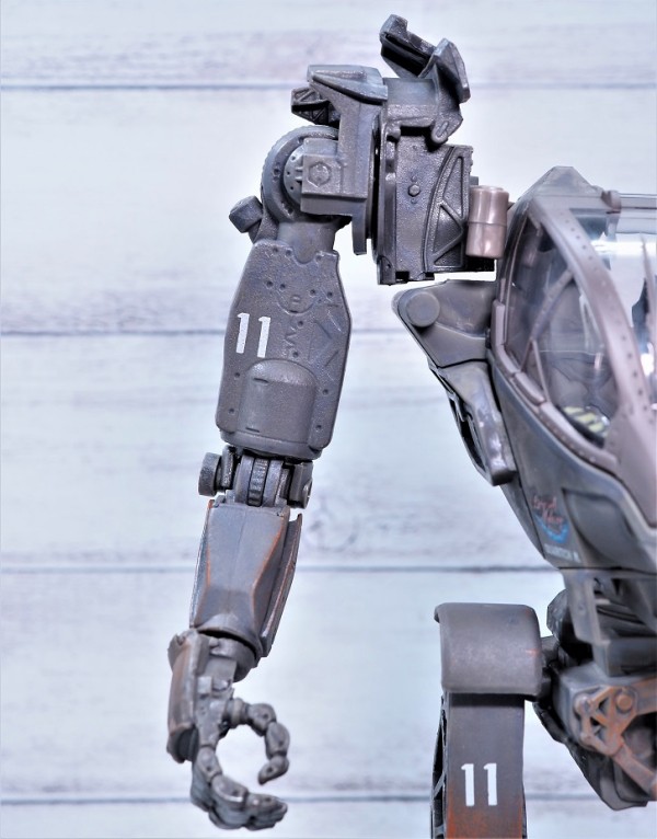 マクファーレントイズ アバター 7インチ AMPスーツ レビュー