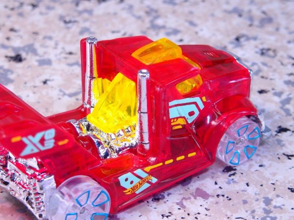 2023 Hot Wheels Skate * Rig Storm Car w/ Skate Board by Tony