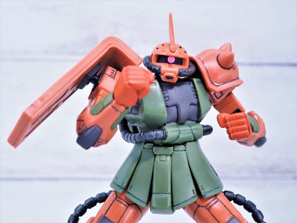 MIA ガルマ・ザビ専用 ザク レビュー : おもちゃの巣（玩具