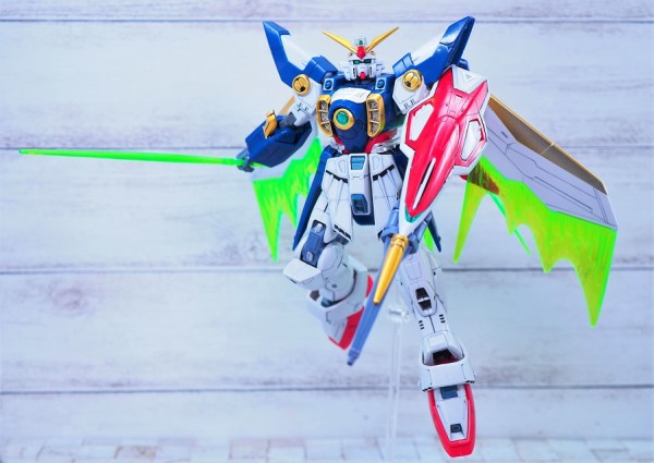 1/100 ウイングガンダム│株式会社BANDAI SPIRITS（バンダイスピリッツ）