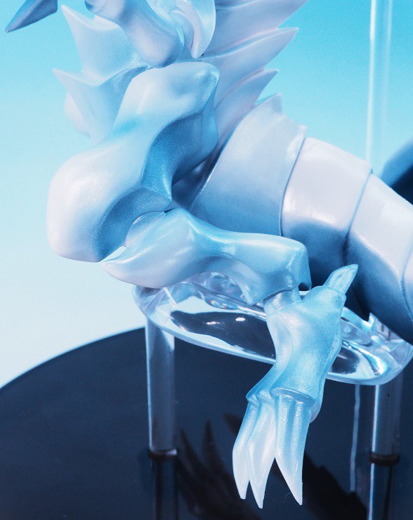 バンダイ 遊戯王デュエルモンスターズ 青眼の白龍 レビュー