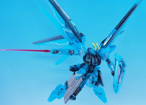HGCE フリーダムガンダム［ポラライズドクリア］ レビュー